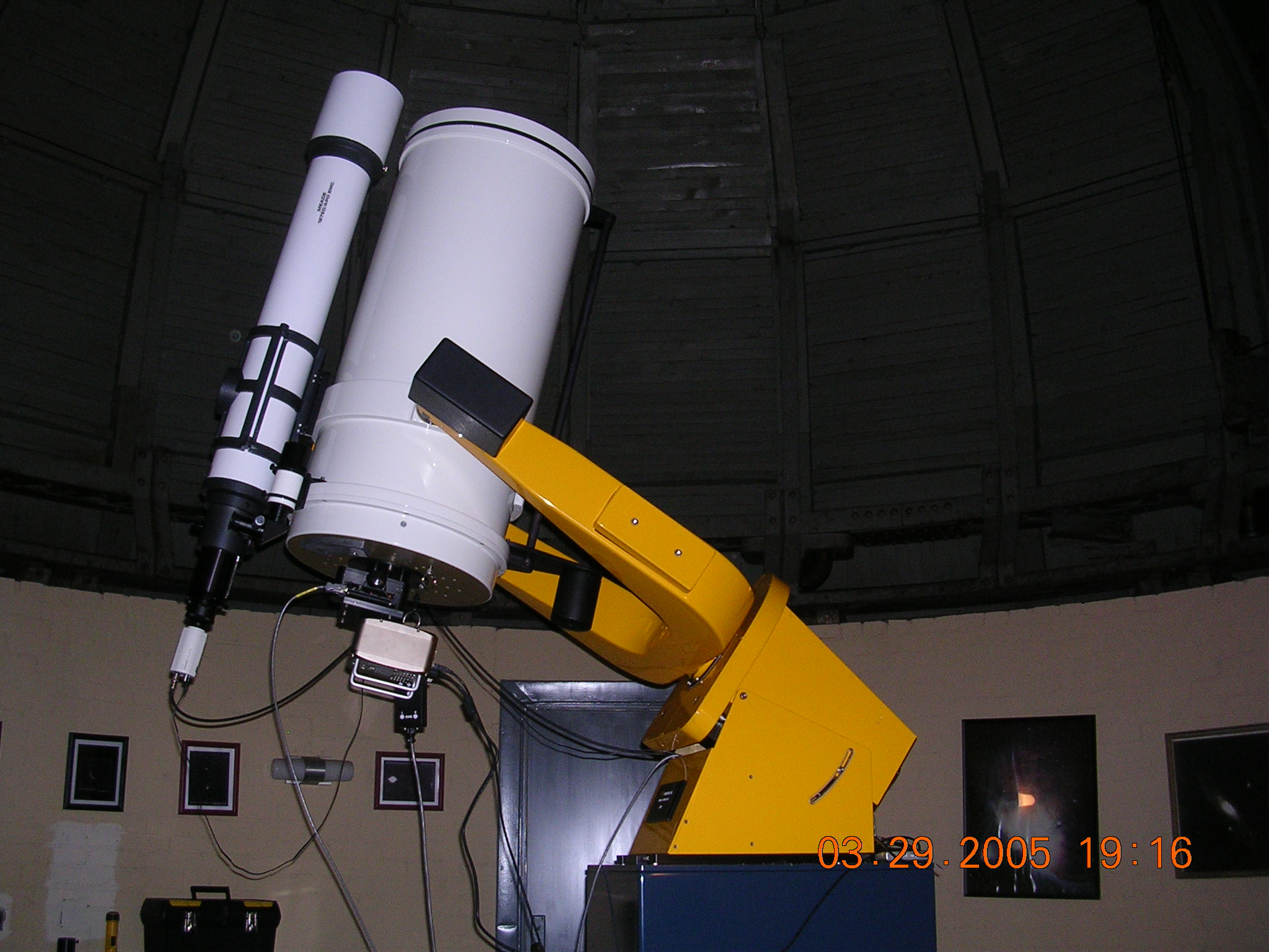 UA Astronomy - 16-inch Telescope